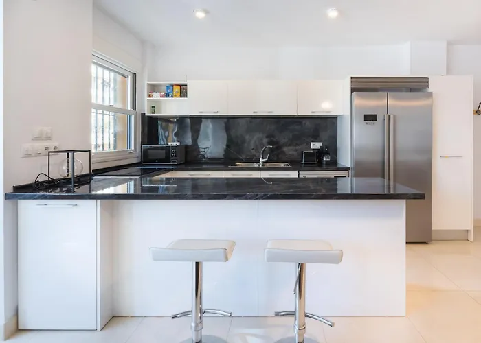 Apartment A 400m Del Paseo Maritimo *